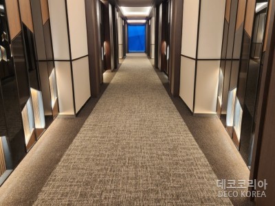 락우드 스튜디오 세트장 바닥, 복도, 호텔 타일카페트 시공 사례